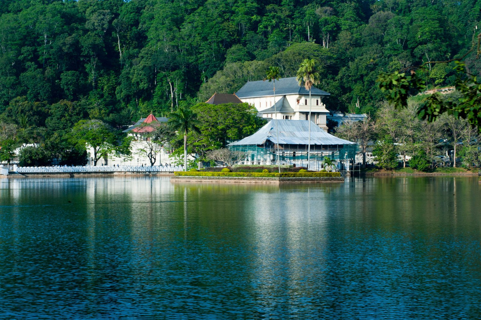 Kandy, Sri Lanka – Explore the Cultural Heart of the Island